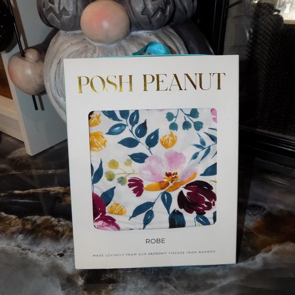 Posh Peanut Jozie Robe Size L (8/10) Women's NEW
